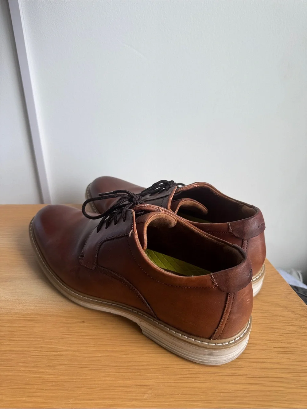 Florsheim Chestnut Brown Leather Derby Shoes
